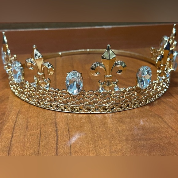 Gold Tiara with Crystal Accents - Picture 4 of 7